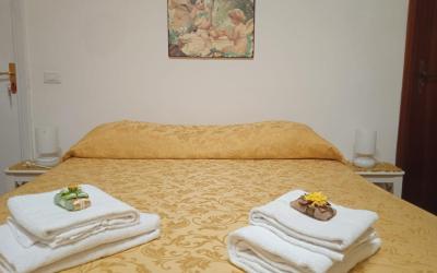 Camera Matrimoniale con Bagno Privato