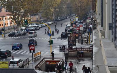 Camera Tripla Budget