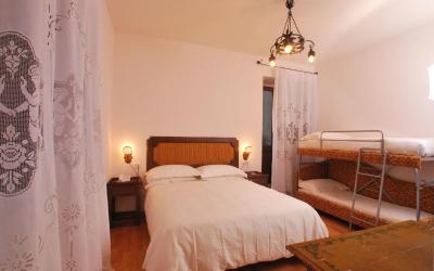 Camera Tripla Deluxe 