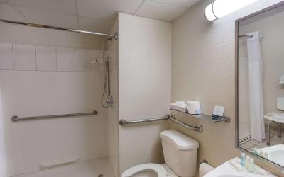 Queen Room with Two Queen Beds - Accessible/Non Smoking