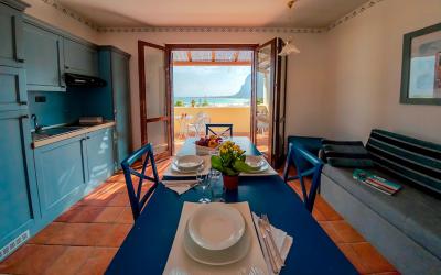 Appartamento con 1 Camera da Letto e Vista Mare 