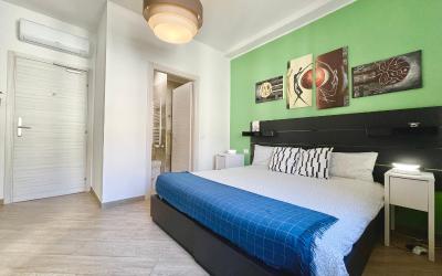 Camera Matrimoniale/Doppia con Letti Singoli con Bagno Privato