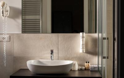 Camera Tripla Comfort