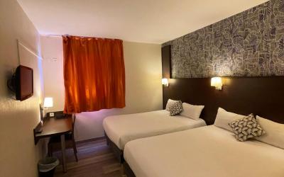 Hu00e9bergement 2 Lits Doubles Hu00e9bergement 2 Lits Doubles