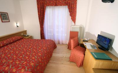 Camera Economy Matrimoniale/Doppia con Letti Singoli