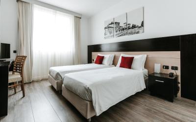 Camera Doppia con Letti Singoli