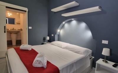 Camera Tripla Deluxe 