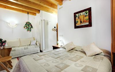 Camera Matrimoniale/Doppia con Letti Singoli