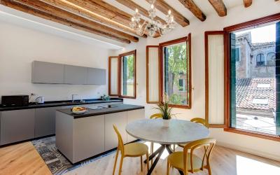 Appartamento con 3 Camere da Letto