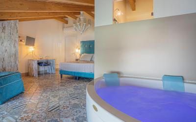 Camera Queen con Vasca Idromassaggio