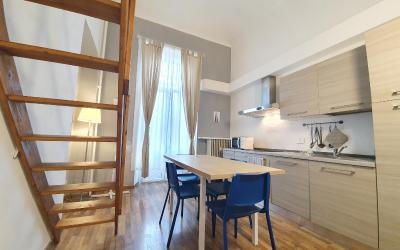 Appartamento con 2 Camere da Letto Appartamento con 2 Camere da Letto