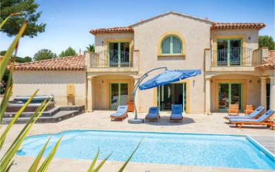 Maison de Vacances 4 Chambres