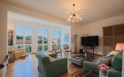 Appartamento con 3 Camere da Letto