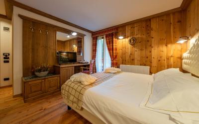 Camera Comfort Matrimoniale/Doppia con Letti Singoli