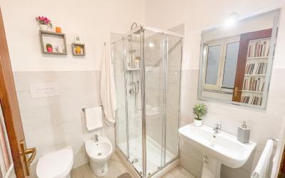 Camera Tripla con Bagno in Comune