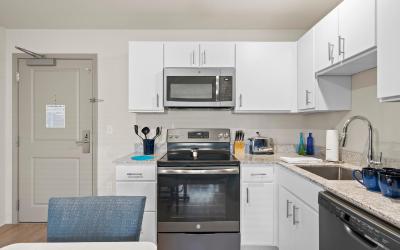 One Bedroom Suite with Full Kitchen