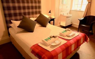 Double Room with Shared Bathroom