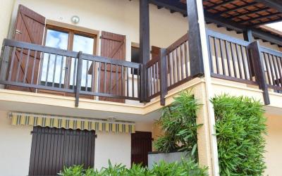 Appartement (5 Adultes) Appartement (5 Adultes)