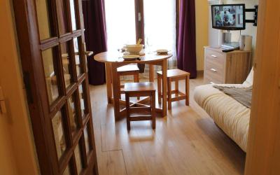 Appartement (4 Adultes) Appartement (4 Adultes)