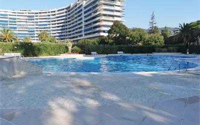 Appartement (4 Adultes) Appartement (4 Adultes)