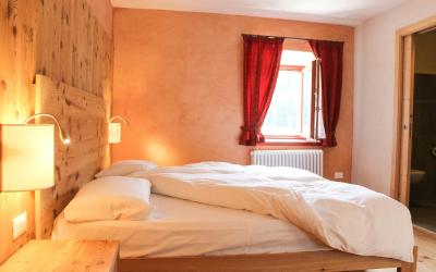 Camera Familiare con Vista Montagna (2-4 Adulti)