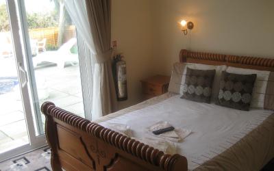 Family Room (2 Adults + 2 Children)