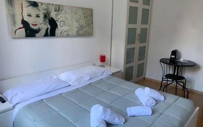 Camera Matrimoniale con Bagno Privato