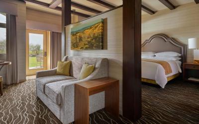 Vineyard View Suite