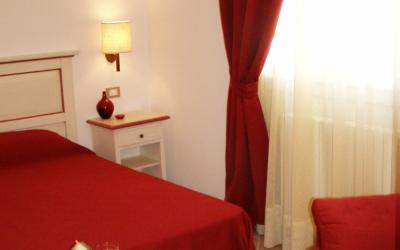 Camera Matrimoniale/Doppia con Letti Singoli