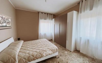 Appartamento con 3 Camere da Letto