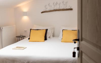 Petite Chambre Double - Cu00f4tu00e9 Cour Petite Chambre Double - Cu00f4tu00e9 Cour
