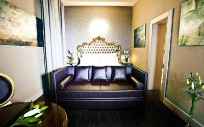  Camera Tripla Deluxe 