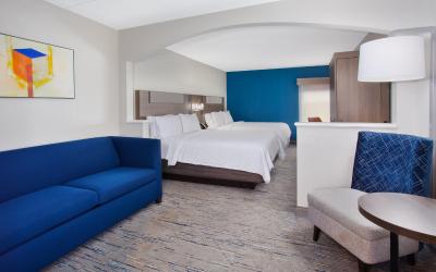 Queen Suite