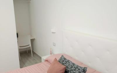 Camera Matrimoniale con Vista Giardino