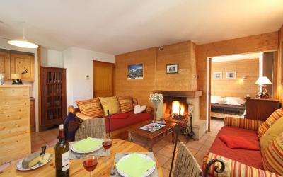 Nu00b0181 Apartment MARMOTTE - Separated room with private terrace and glacier view Nu00b0181 Apartment MARMOTTE - Separated room with private terrace and glacier view