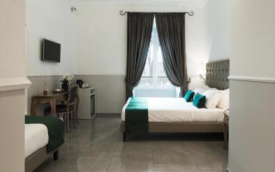 Camera Tripla Comfort