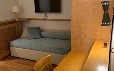 Camera Tripla Classic