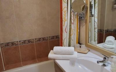 Chalet GRAND AIGLE nu00b05 Two bedroom and mezzanine with private terrace and glacier view Chalet GRAND AIGLE nu00b05 Two bedroom and mezzanine with private terrace and glacier view