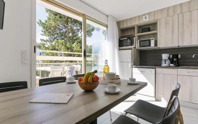 Appartement 2u00a0Chambres en Duplex avec Alcu00f4ve de Couchage et Balcon (6u00a0Personnes) Appartement 2u00a0Chambres en Duplex avec Alcu00f4ve de Couchage et Balcon (6u00a0Personnes)