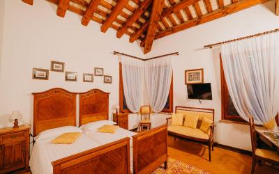 Camera Doppia con Letti Singoli Spaziosa