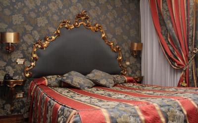 Camera Matrimoniale Superior