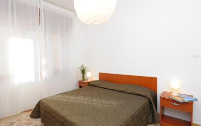 Appartamento con 2 Camere da Letto Appartamento con 2 Camere da Letto
