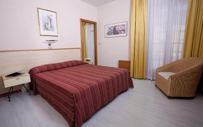 Camera Matrimoniale/Doppia con Letti Singoli