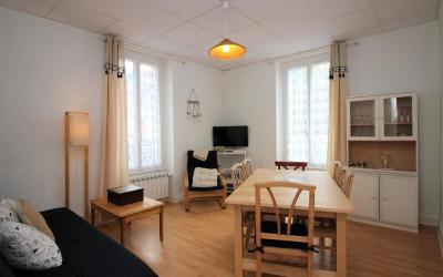 Appartement (6u00a0Adultes) Appartement (6u00a0Adultes)