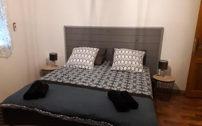 Chambre Triple avec Salle de Bains Commune