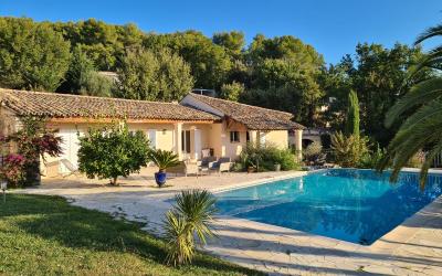 Villa avec Piscine Privu00e9e Villa avec Piscine Privu00e9e