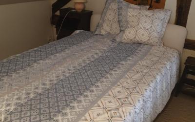 Chambre Double avec Salle de Bains Commune Chambre Double avec Salle de Bains Commune