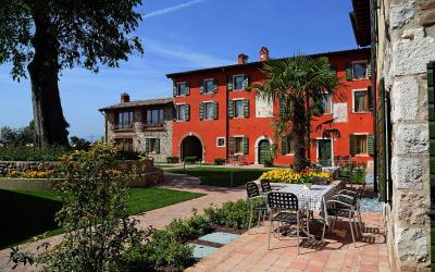 Appartamento con 2 Camere da Letto e Terrazza