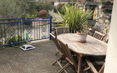 Chambre Triple avec Terrasse