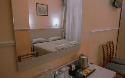 Camera Matrimoniale/Doppia con Letti Singoli